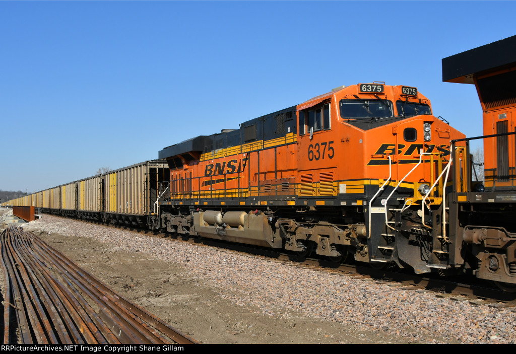 BNSF 6375 Roster shot